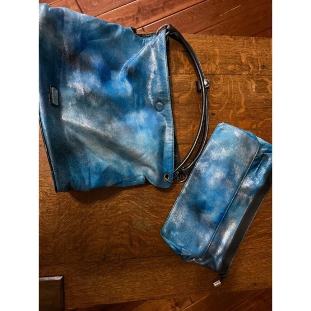 Beijo Couture Blue Silver Metallic Tie Dye‎ Hobo Bag and Pouch Set 2pc